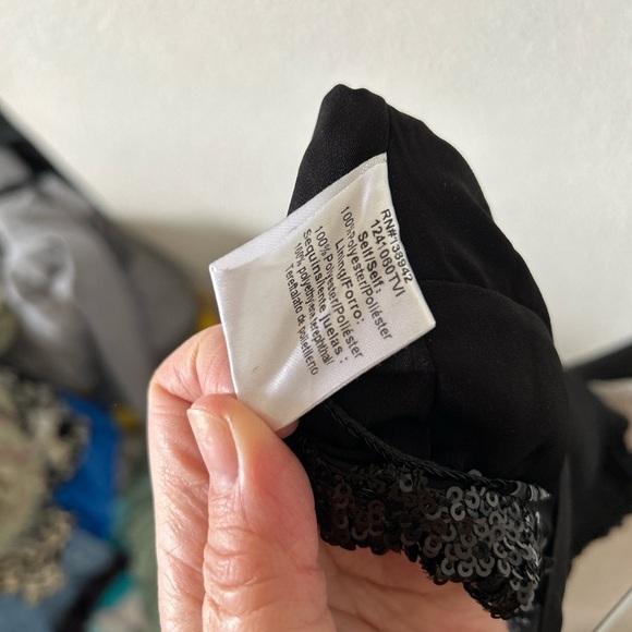 On Twelfth Sequined Fringe Cropped Tank Women’s Small Black Festival Party - Picture 9 of 9